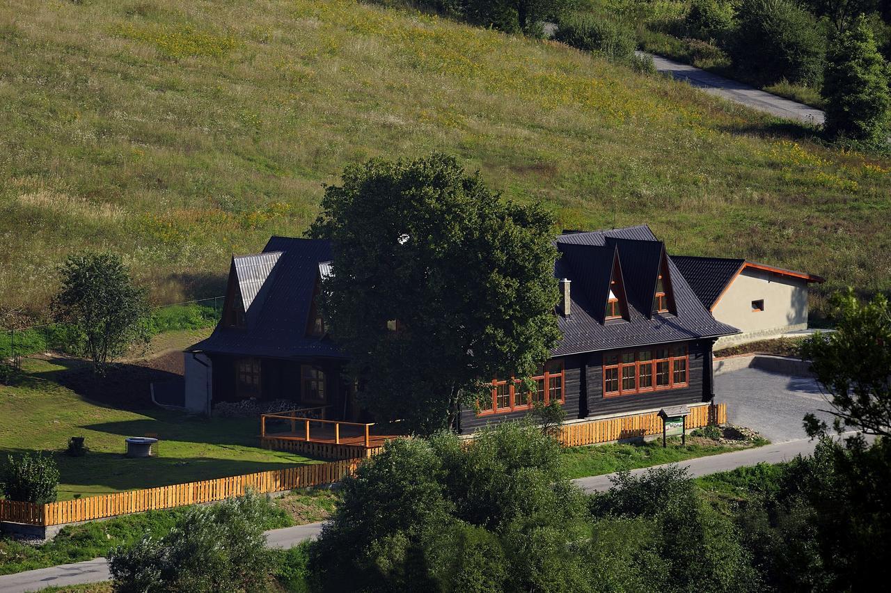 Penzion Manin Považská Bystrica Buitenkant foto